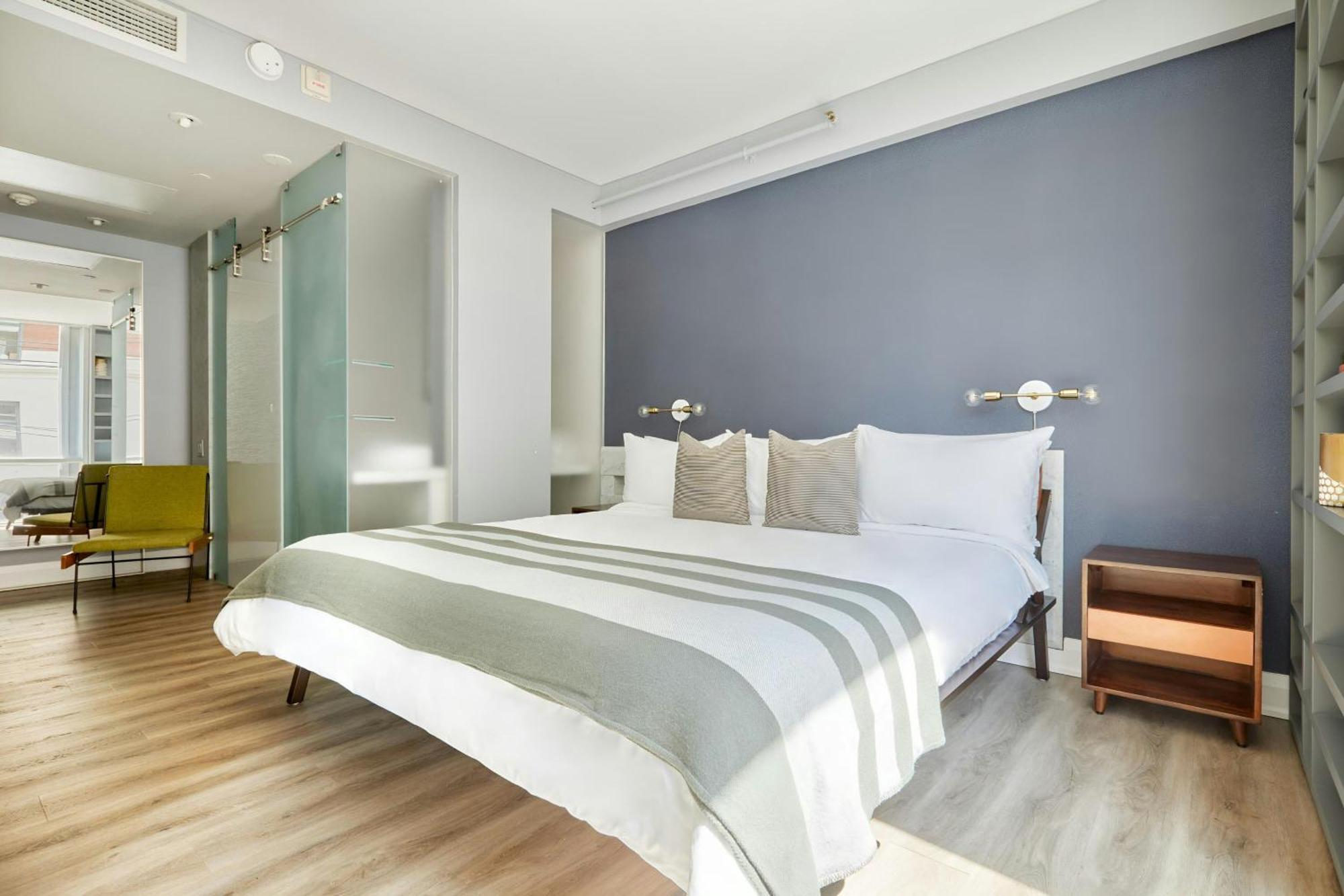 The Slate, Sonder Hotel By Marriott Bonvoy Toronto Bagian luar foto