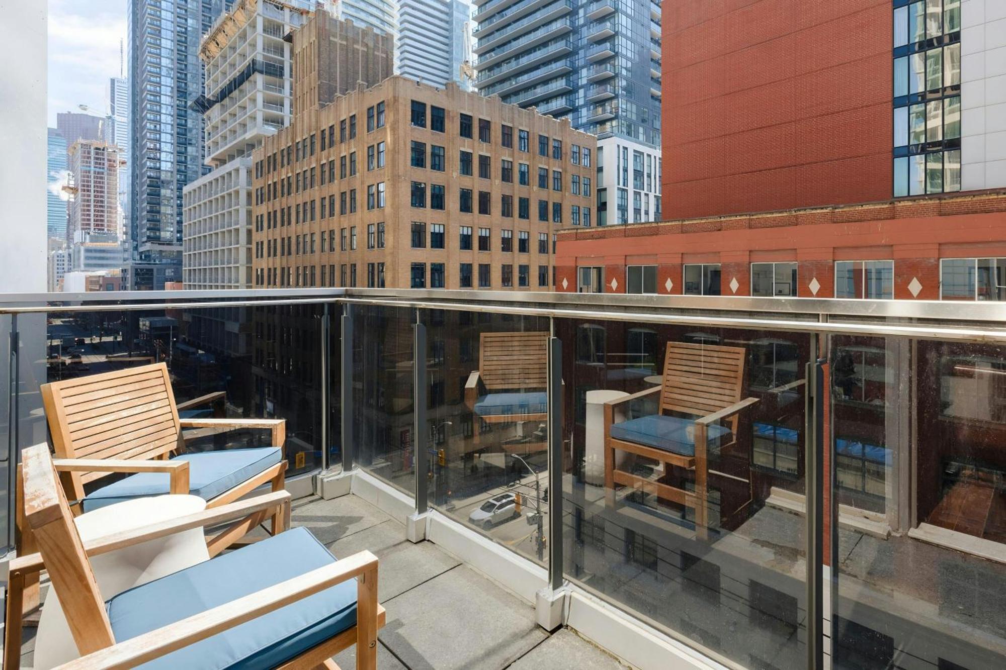 The Slate, Sonder Hotel By Marriott Bonvoy Toronto Bagian luar foto