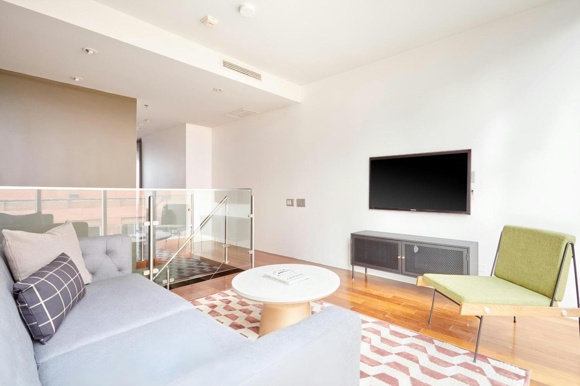 The Slate, Sonder Hotel By Marriott Bonvoy Toronto Bagian luar foto