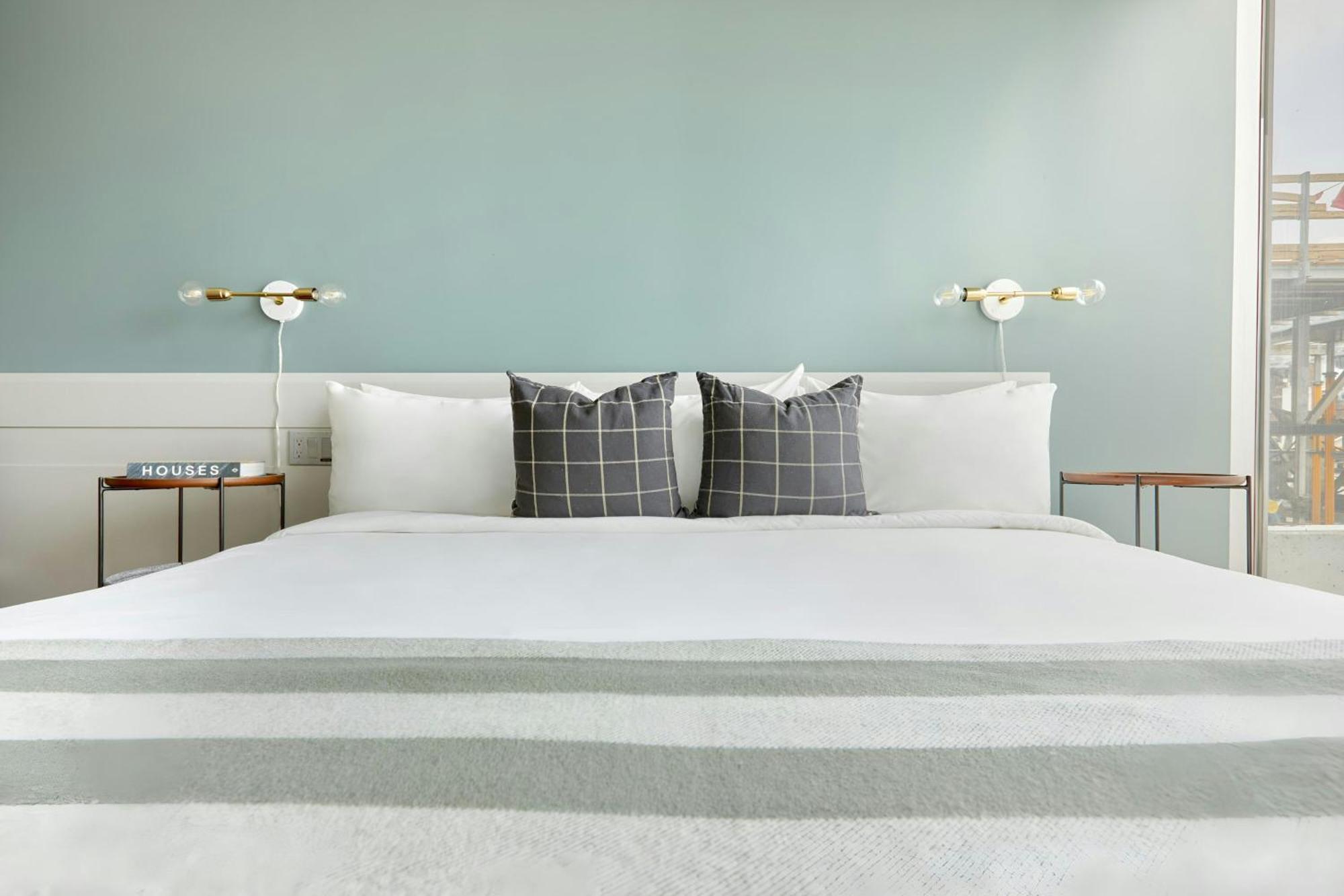 The Slate, Sonder Hotel By Marriott Bonvoy Toronto Bagian luar foto