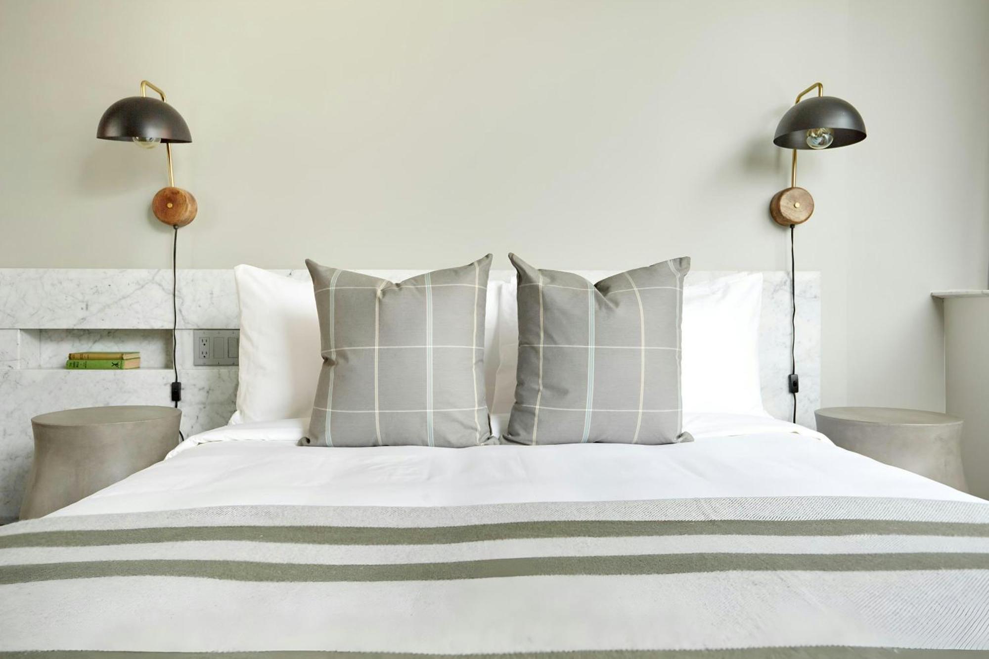 The Slate, Sonder Hotel By Marriott Bonvoy Toronto Bagian luar foto